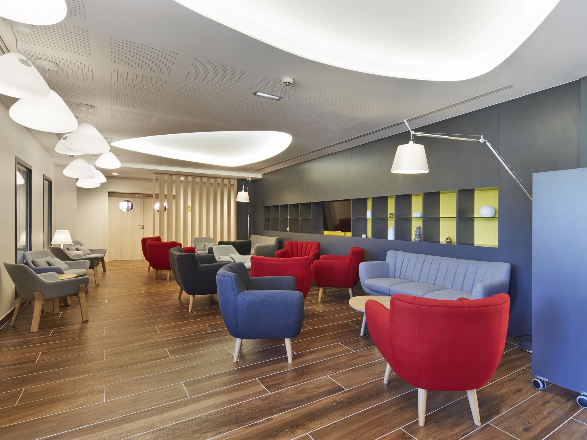 Kyriad Prestige Pau - Palais Des Sports Luaran gambar
