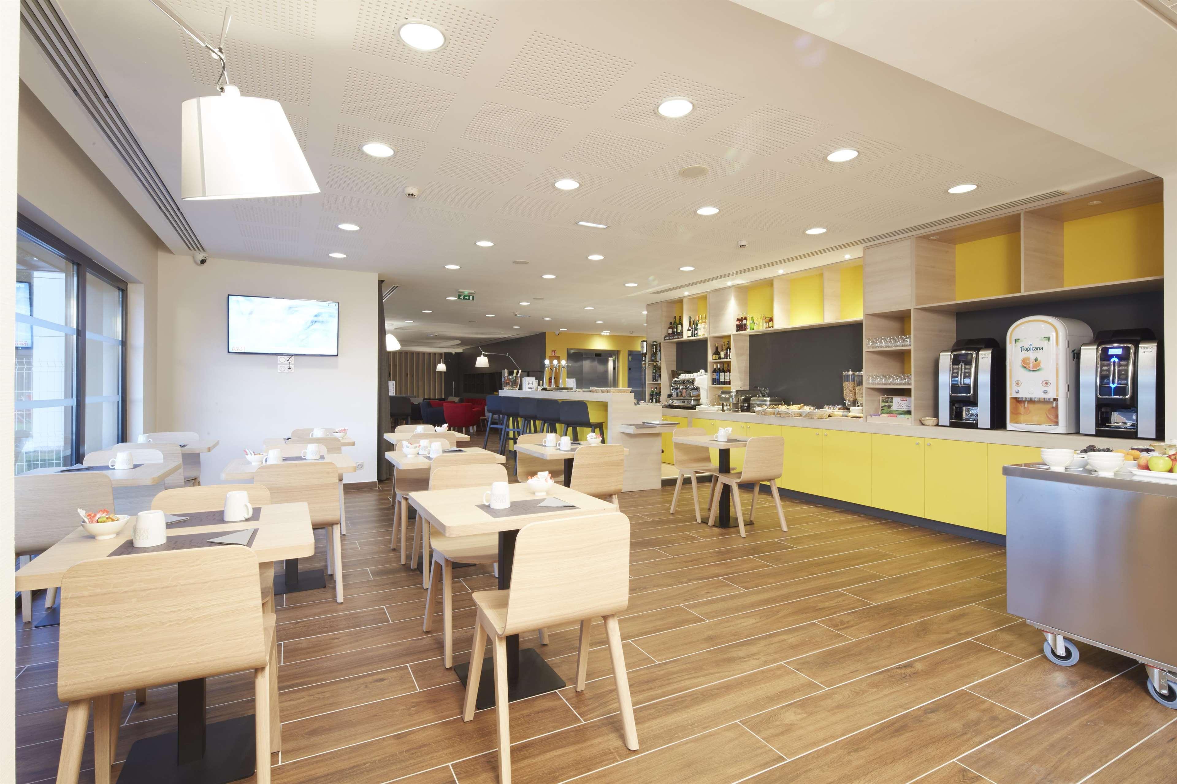 Kyriad Prestige Pau - Palais Des Sports Luaran gambar