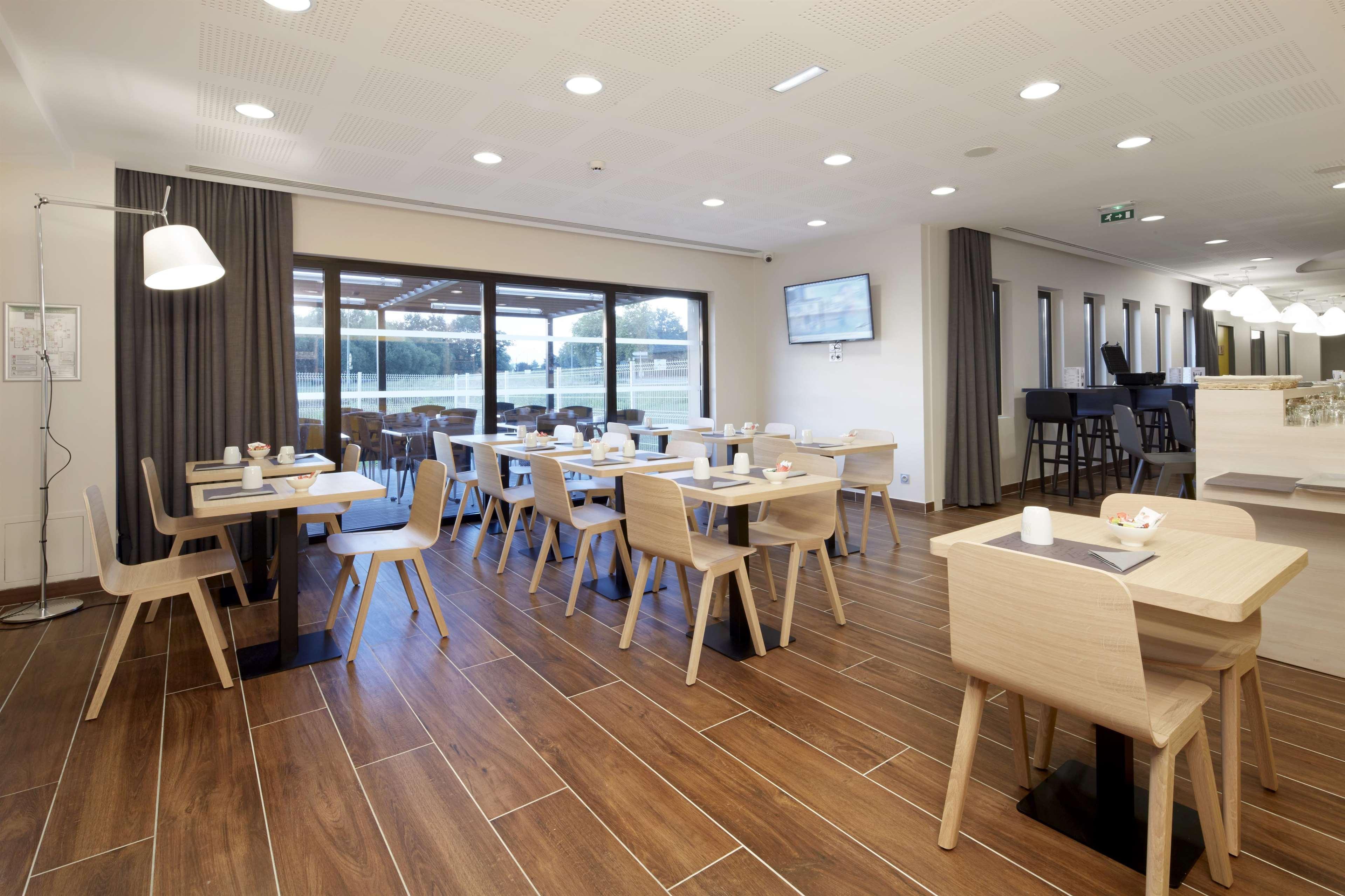 Kyriad Prestige Pau - Palais Des Sports Luaran gambar