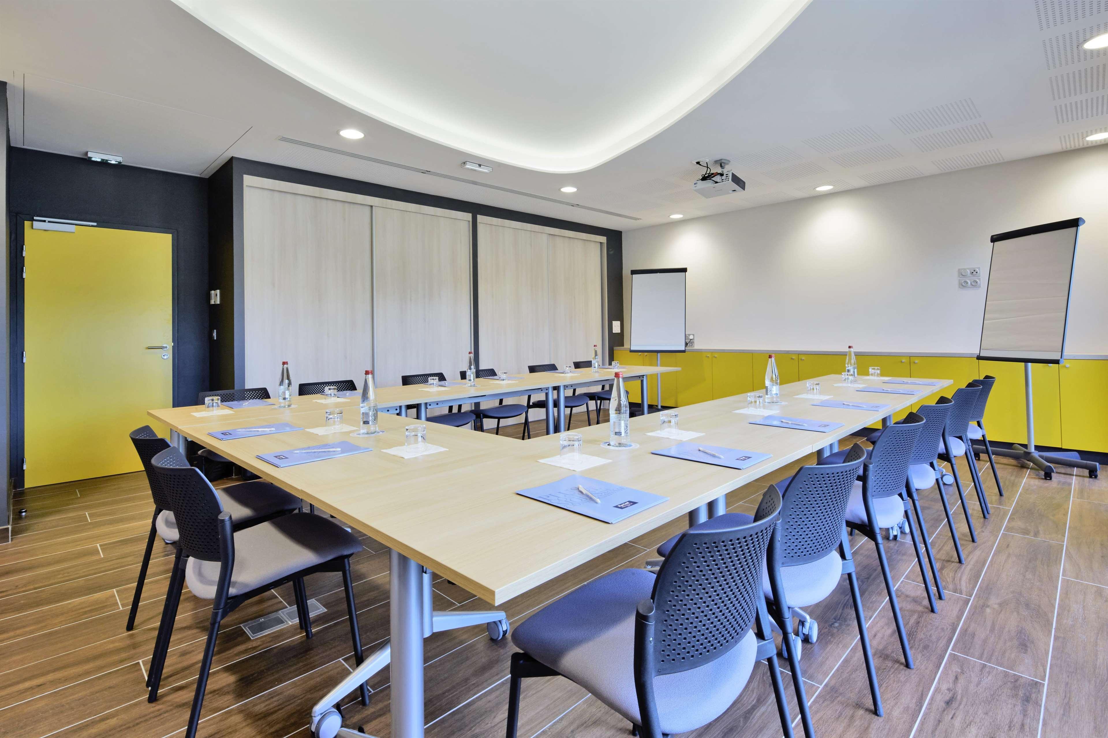Kyriad Prestige Pau - Palais Des Sports Luaran gambar